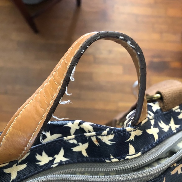 Waterproof Fossil messenger bag - Picture 8 of 12